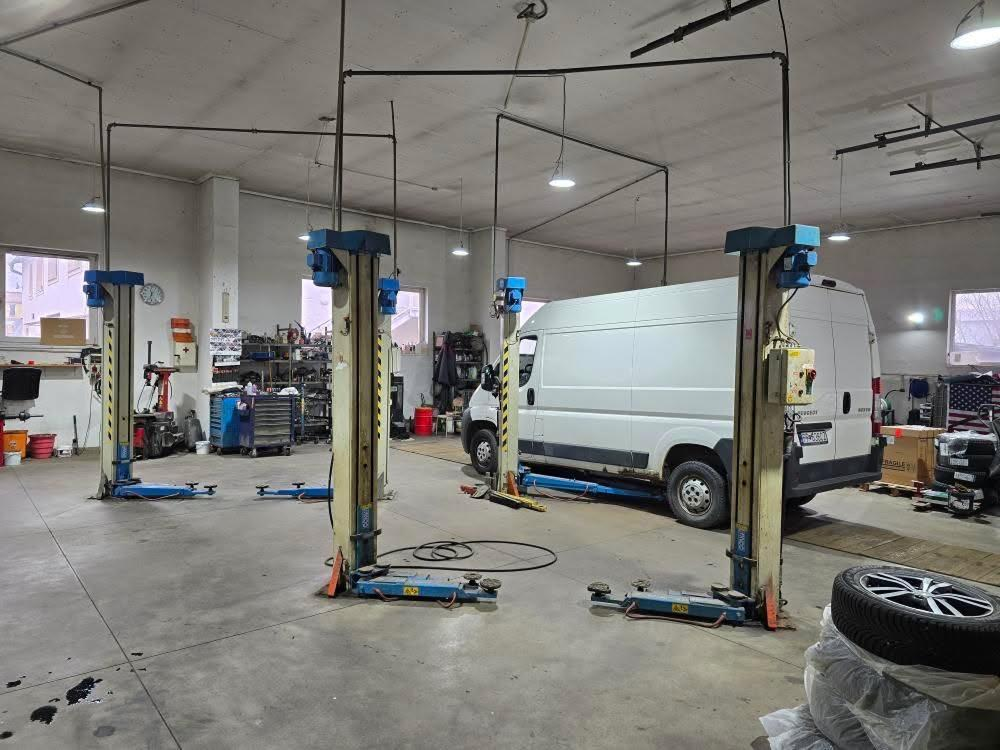 Autoservis Komex - dielňa